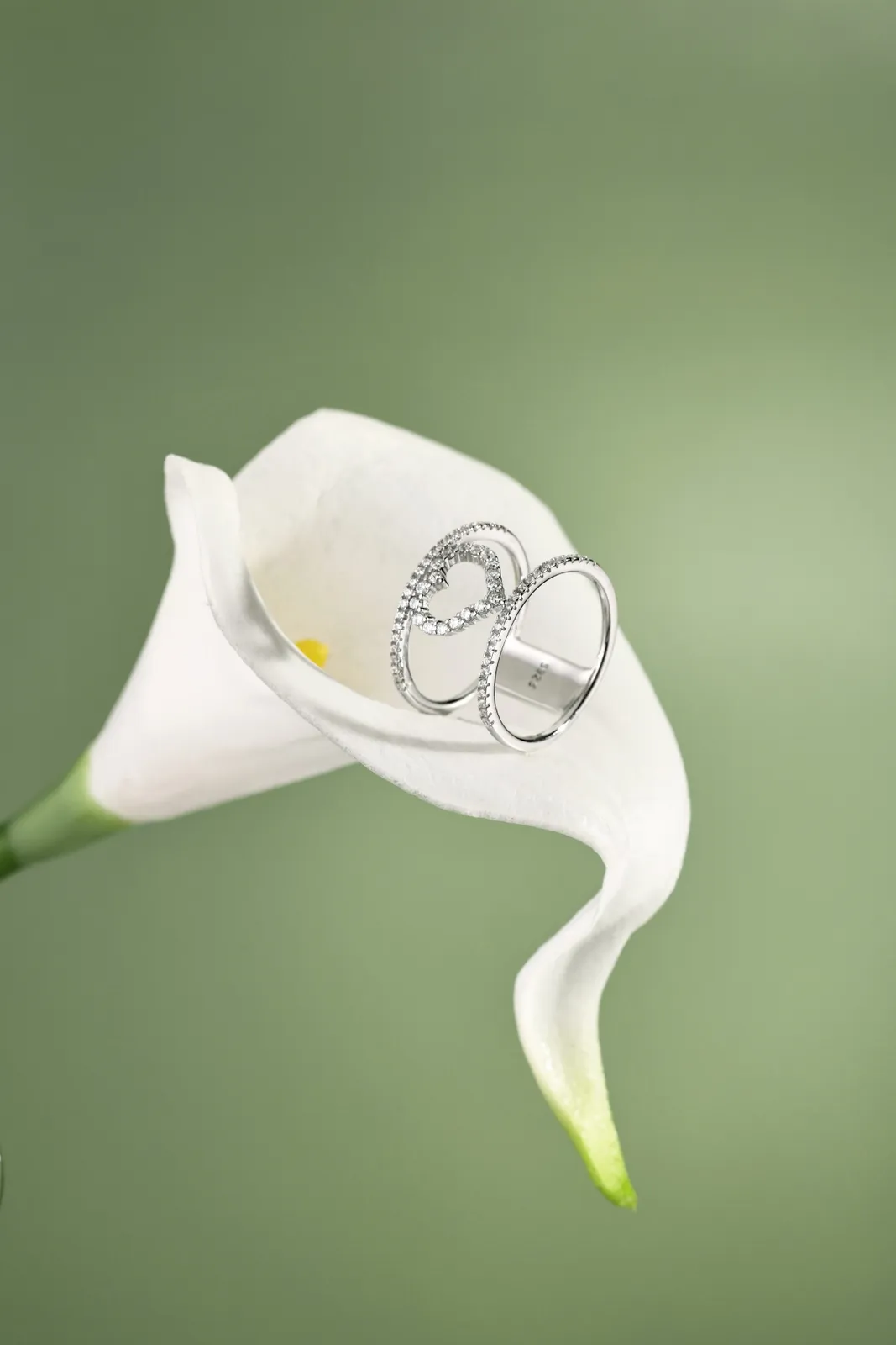 Minimalist Cubic Zirconia Sterling Silver Ring