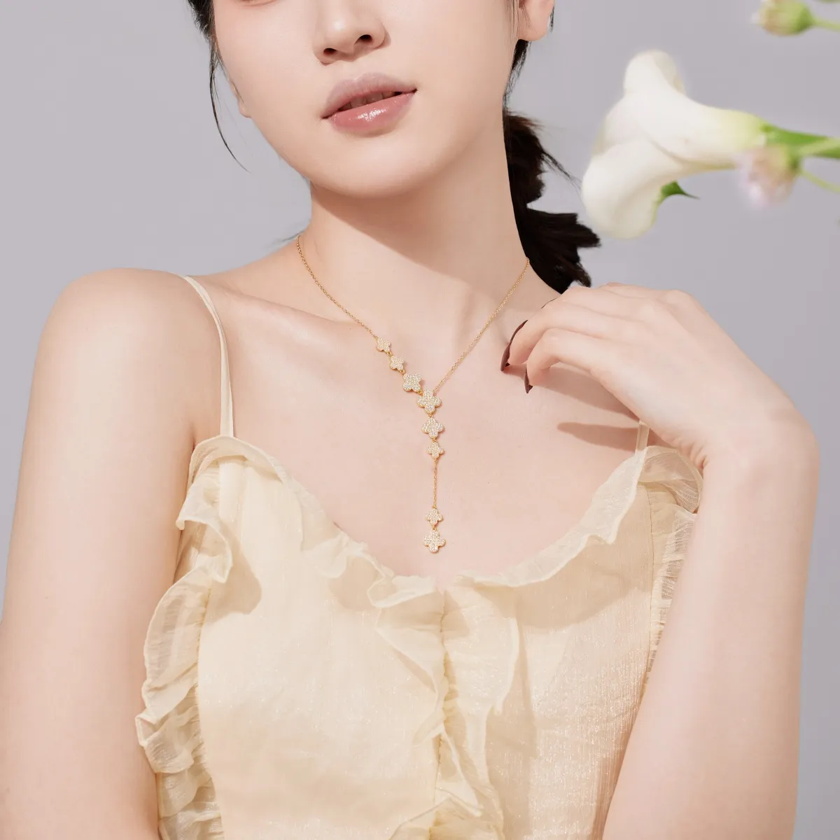 Minimalist Cubic Zirconia Sterling Silver Necklace