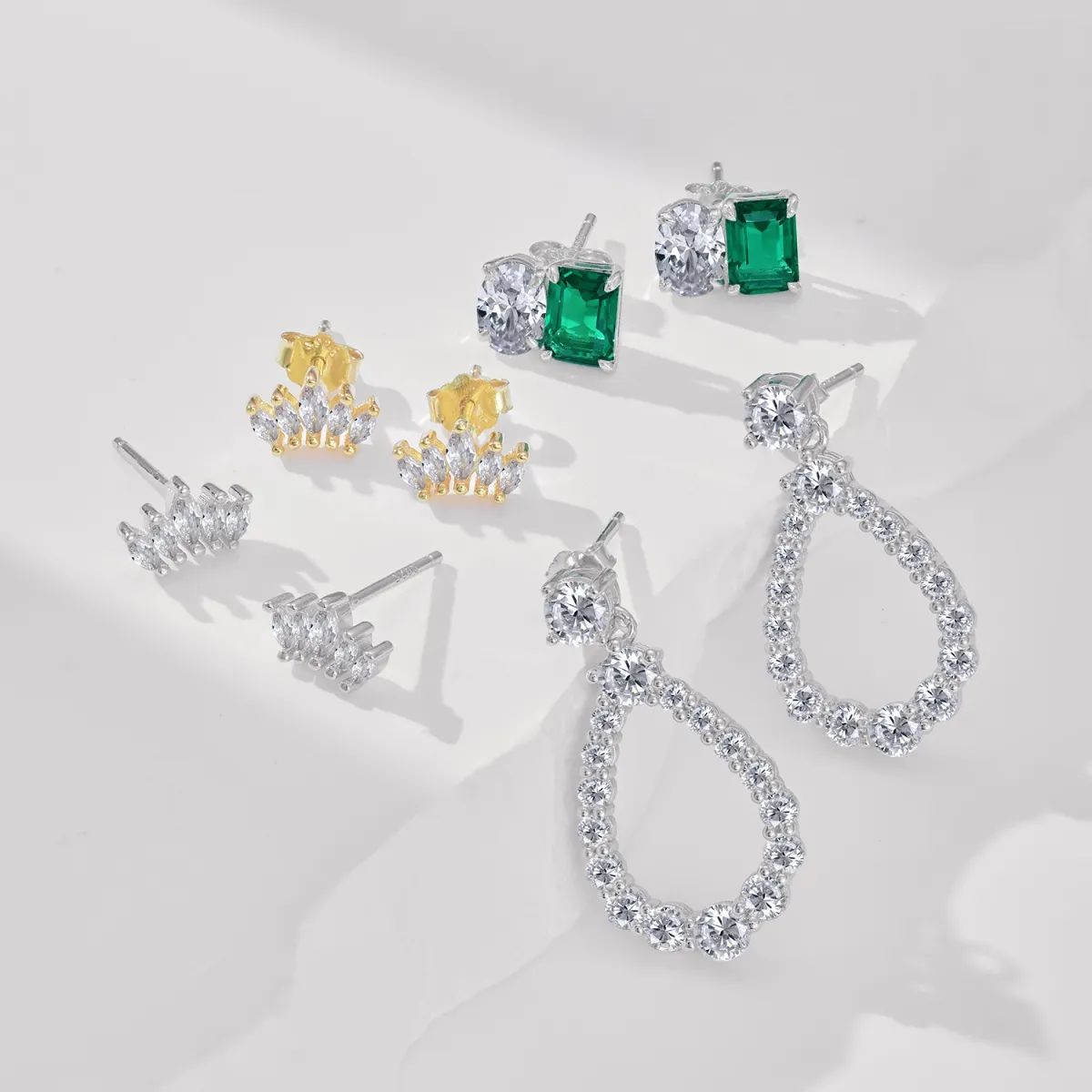 Minimalist Cubic Zirconia Stud Earrings