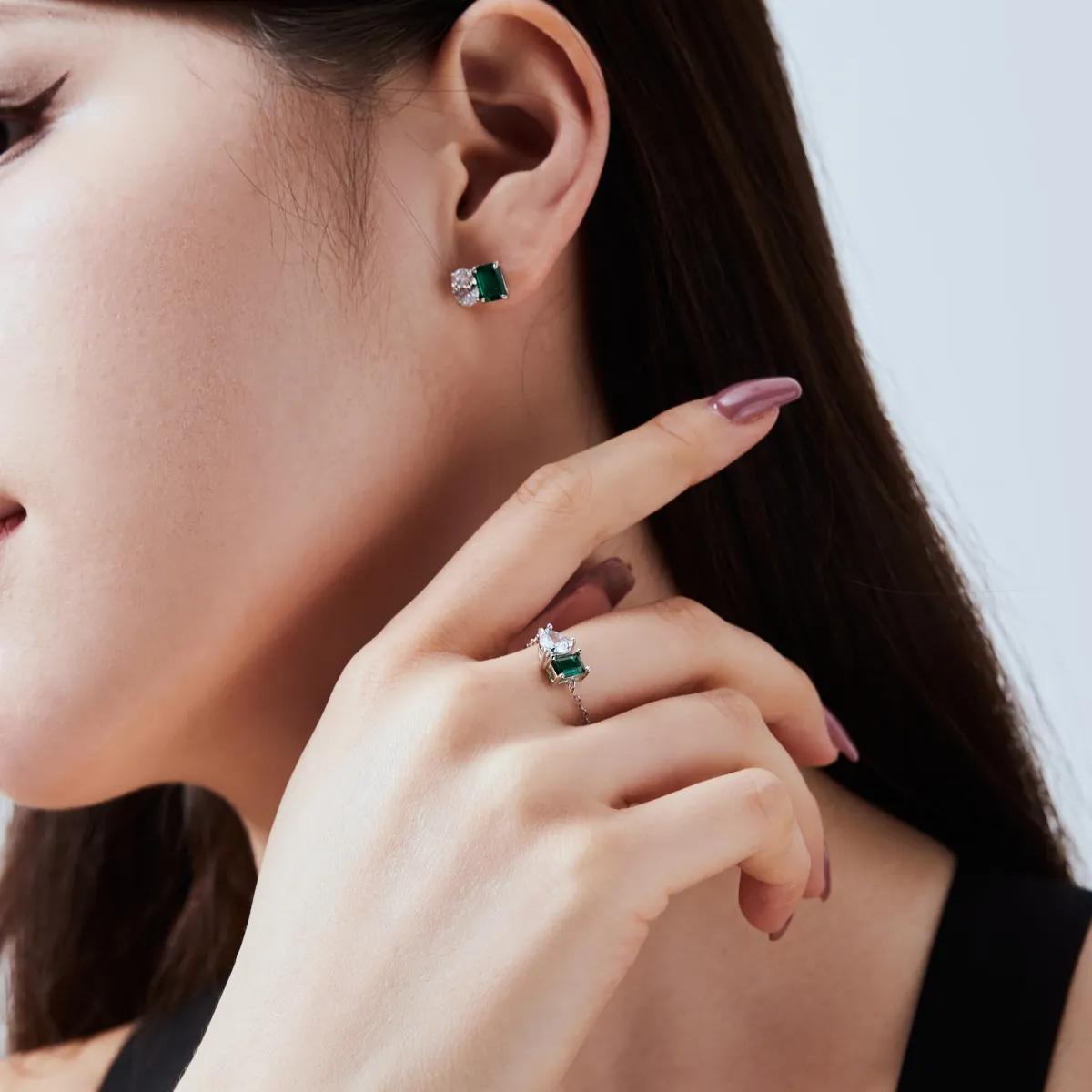 Minimalist Cubic Zirconia Stud Earrings