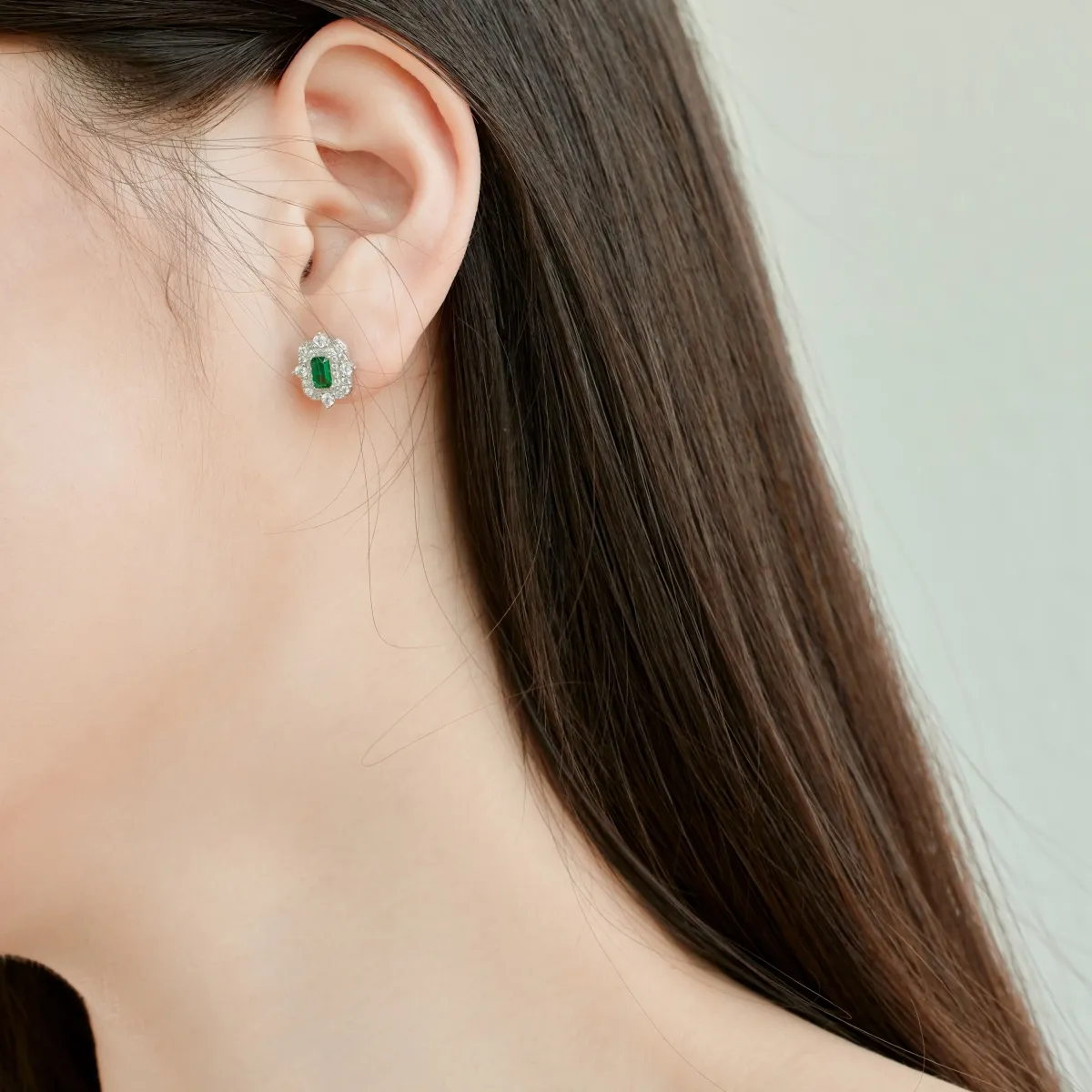 Minimalist Cubic Zirconia Stud Earrings