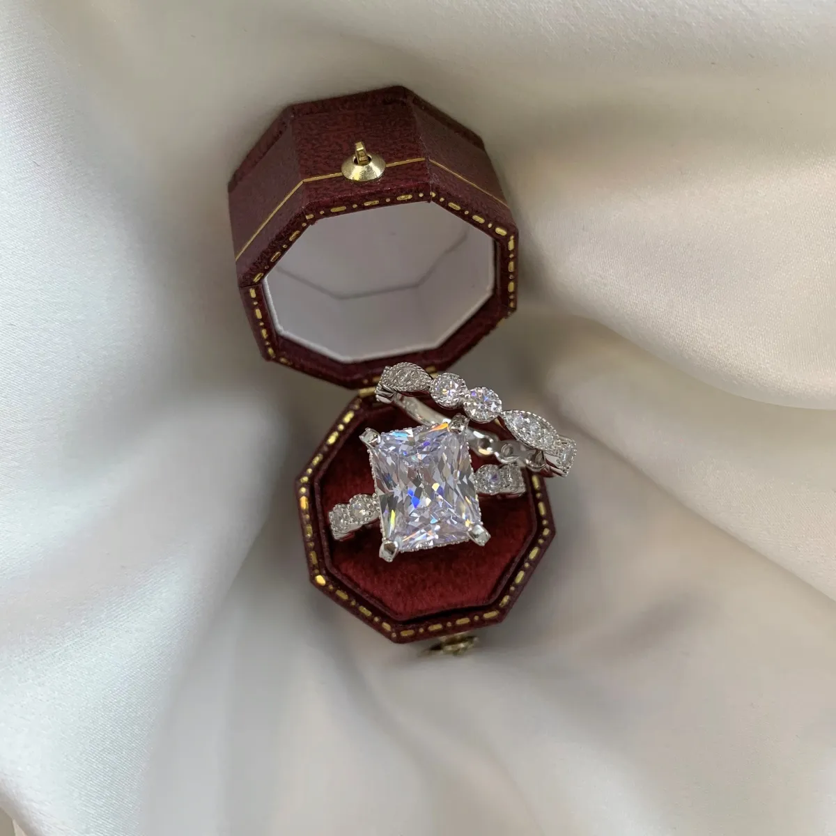 Vintage Bridal Sterling Silver Ring with Rhodium Plating