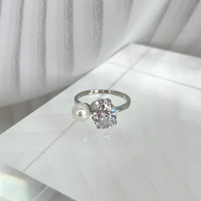 Sterling Silver Cubic Zirconia Ring