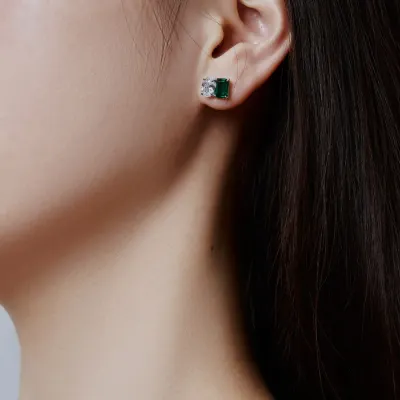 Minimalist Cubic Zirconia Stud Earrings