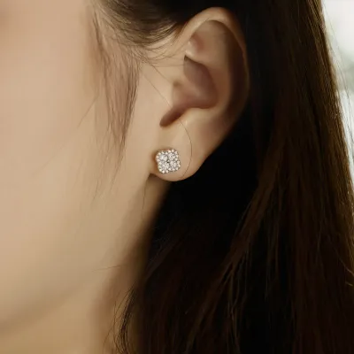 Minimalist Cubic Zirconia Stud Earrings